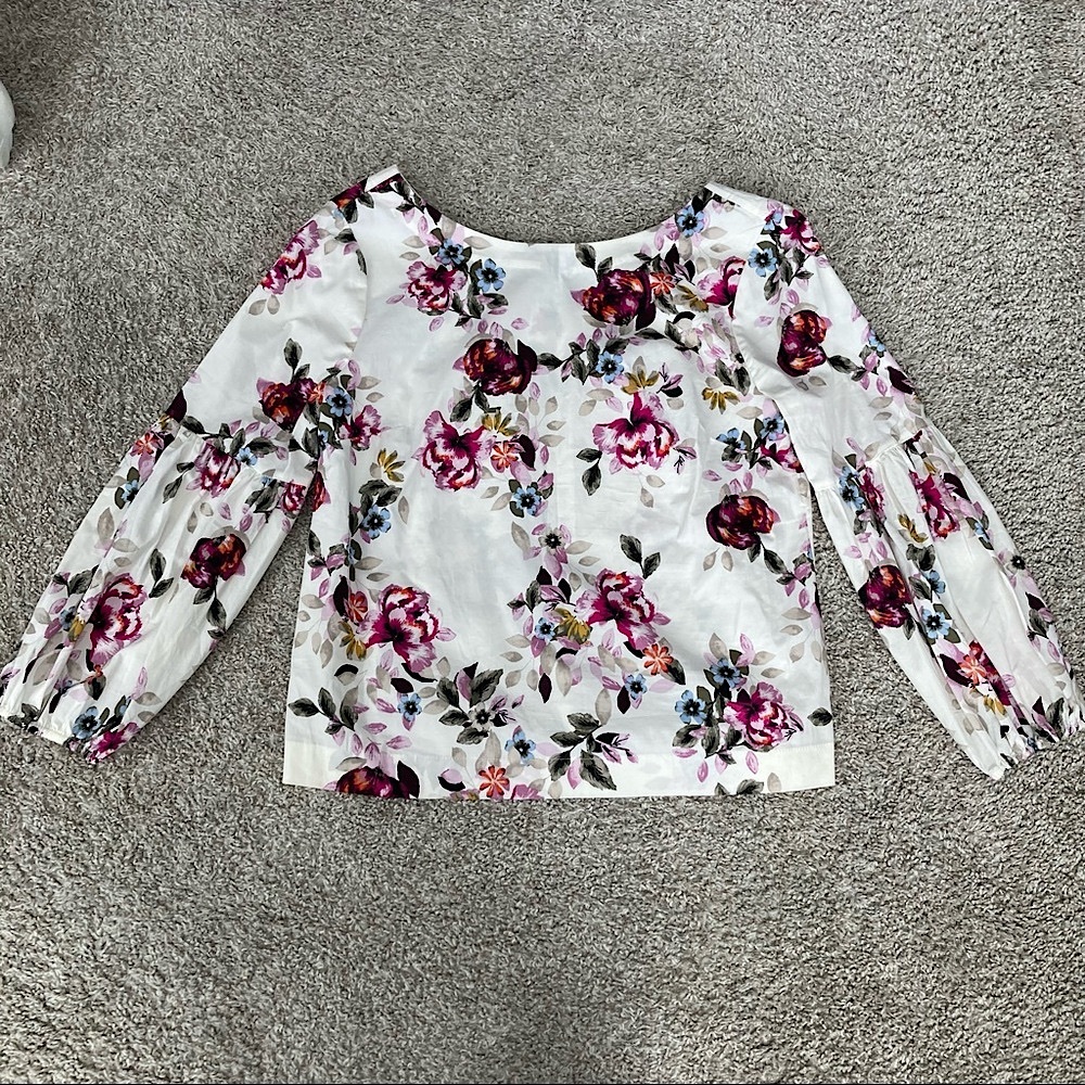 White House Black Market Floral Blouse 4